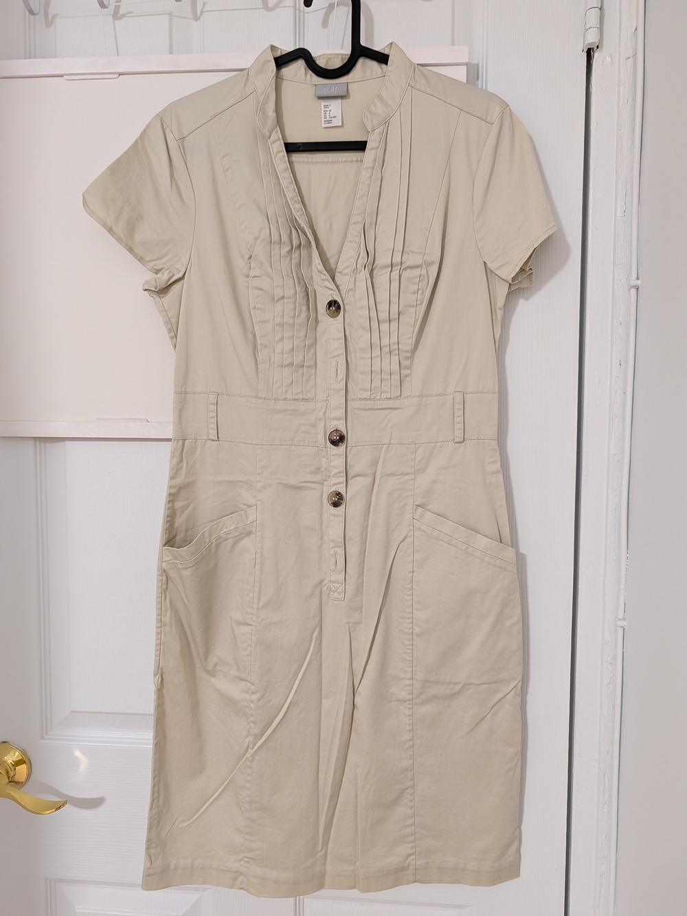 H&M Cream Button-Front Dress